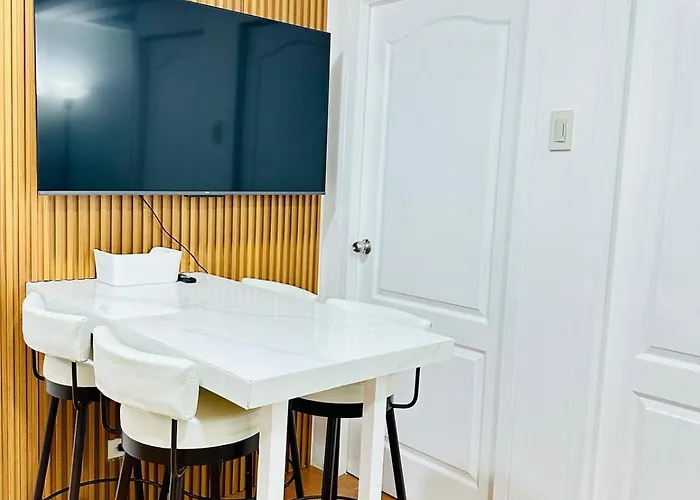 Unwind Oasis Two Bedroom Free Pool Access Apartamento *
