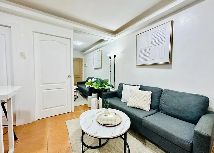 Apartamento Unwind Oasis Two Bedroom Free Pool Access Manila